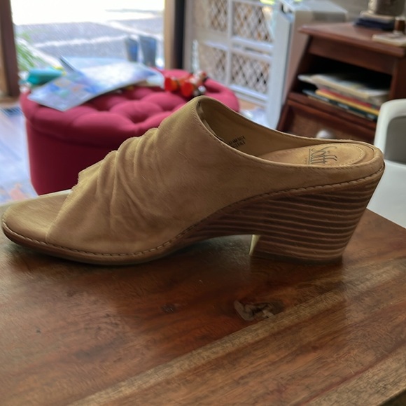 Sofft Slides/Sandals-womens size 9M - Picture 5 of 7